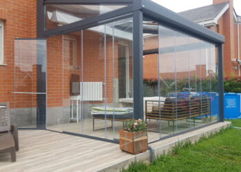 Cerramientos de cristal en Burgos: ¿qué alternativas tengo para aislar mejor mi casa?