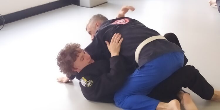 Gimnasio de artes marciales y defensa personal en Santander