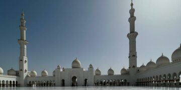 Hablamos con una viajera española que ha ido a Dubái, la capital del lujo y la extravagancia