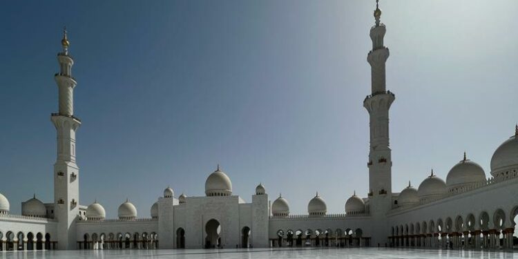 Hablamos con una viajera española que ha ido a Dubái, la capital del lujo y la extravagancia