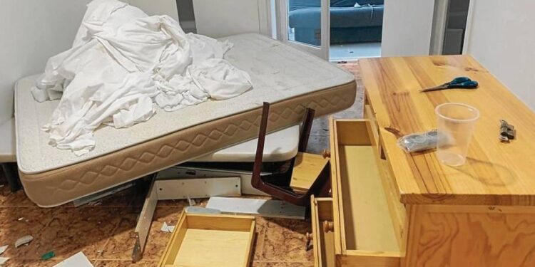 Una empresa de alquiler vacacional en Santander irá a juicio por graves daños en una vivienda