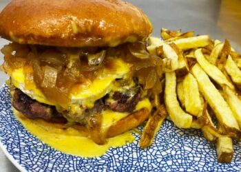 Restaurante salvadoreño en Santander