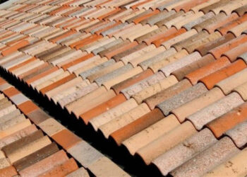 Rehabilitación y mantenimiento de pesebrones y tejados en Santander, Cantabria