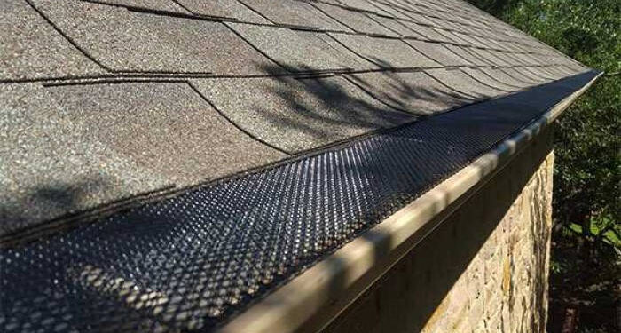 Las rejillas para canalón en Santander evitan atascos y prolongan la vida útil