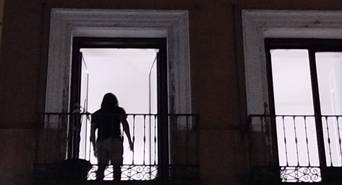 El periodista Javier Bleda revela la posible relación entre Felipe VI y Mario Biondo