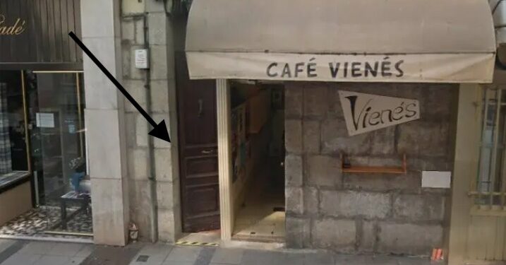 La limpieza de pisos en Santander y los misterios de la puerta más estrecha de la ciudad