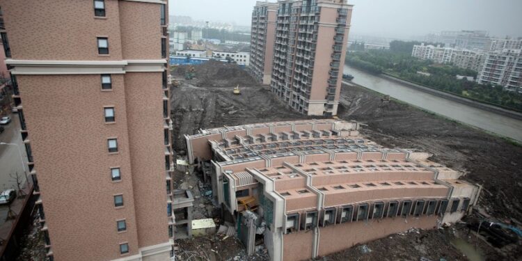 Fabricantes de hormigón en Cantabria comentan los peores desastres arquitectónicos