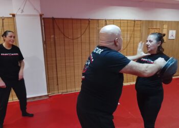 Defensa personal contra cuchillos en Santander