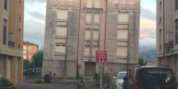 Las Torres de Pisa de Cantabria se encuentran en Nueva Montaña