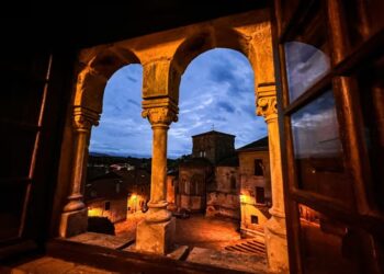 Palacio de Velarde en Santillana del Mar: una visita obligada para todos