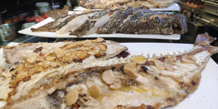 Restaurante El Mástil: especialidad en pescados a la plancha en Santander