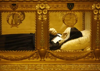 Dios existe: la realidad de las apariciones de Lourdes