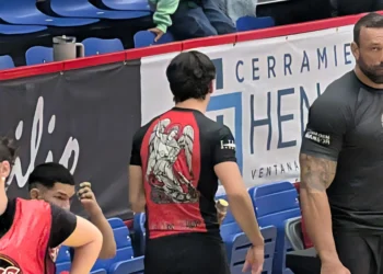 Luchador de BJJ en Madrid gana el oro después de haber detenido a un chorizo que le robó el móvil